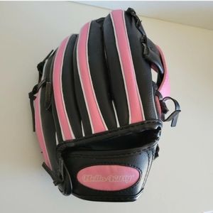 Hello Kitty 9-1/2" T-Ball/Youth Baseball Glove Black & Pink Right Hand Thrower